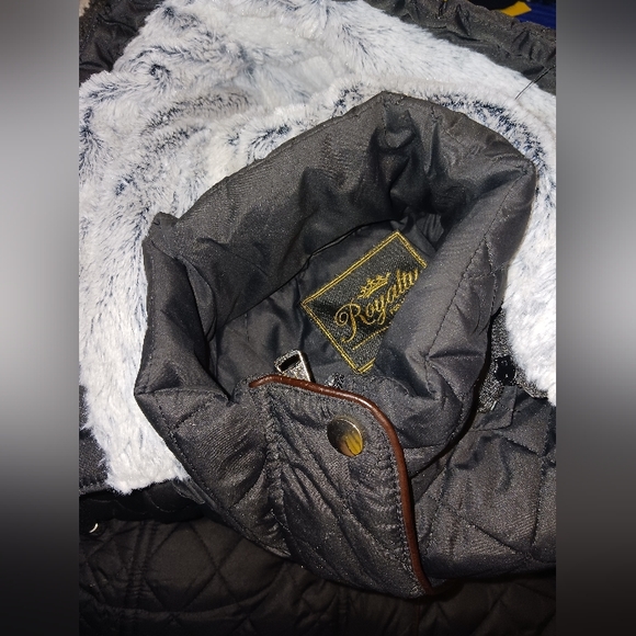 Jacket - Picture 8 of 11